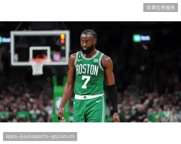 NBA凯尔特人反击三人推进强势终结